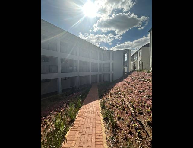 3 BEDROOM APARTMENT FOR SALE IN HAYFIELDS